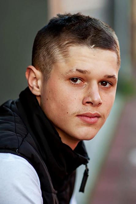 Joshua Hewson fotoğrafı