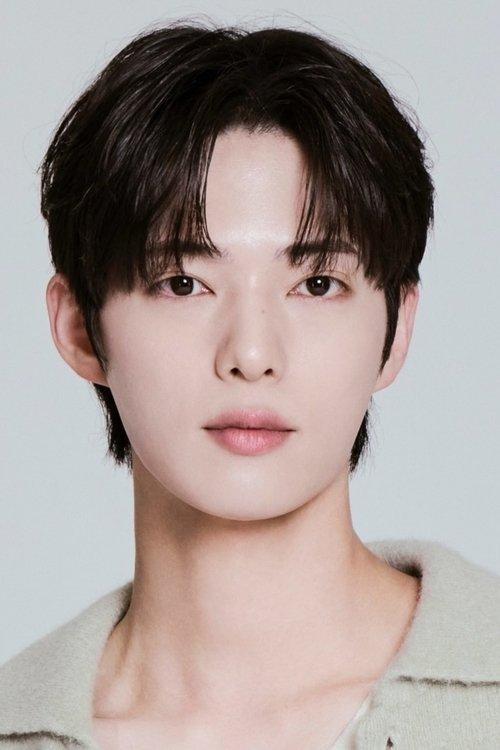 Ji Min-seo fotoğrafı