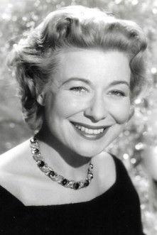 Joan Miller fotoğrafı