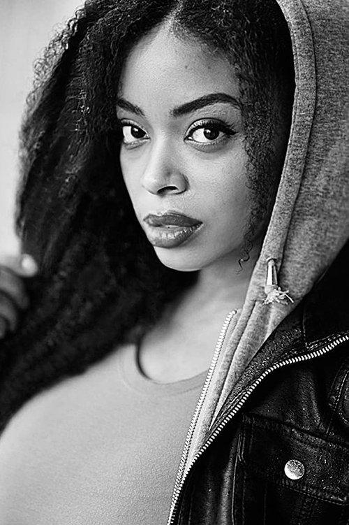 Jenique Bennett fotoğrafı