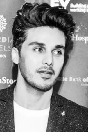 Ahsan Khan fotoğrafı