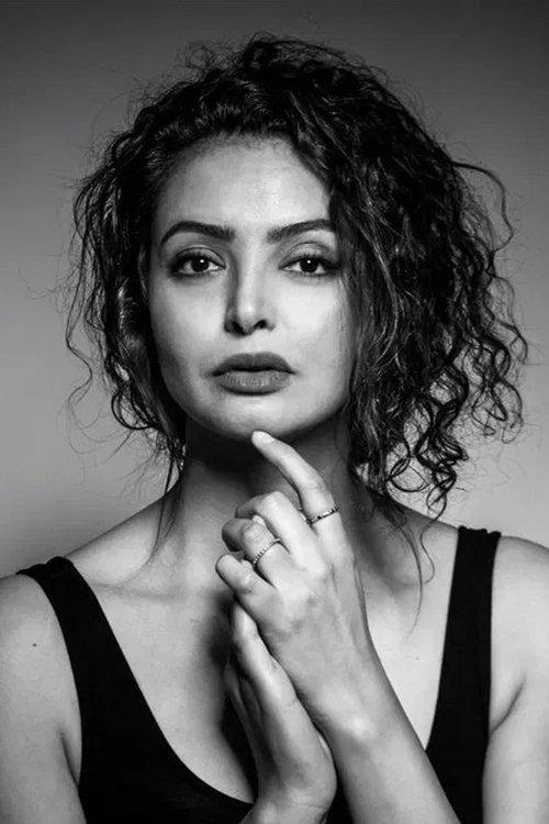 Amira Derouiche fotoğrafı