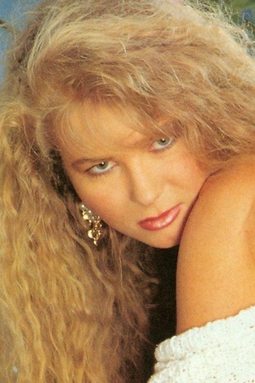 Sunny McKay fotoğrafı