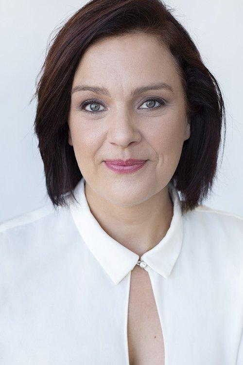 Julie Roussel fotoğrafı