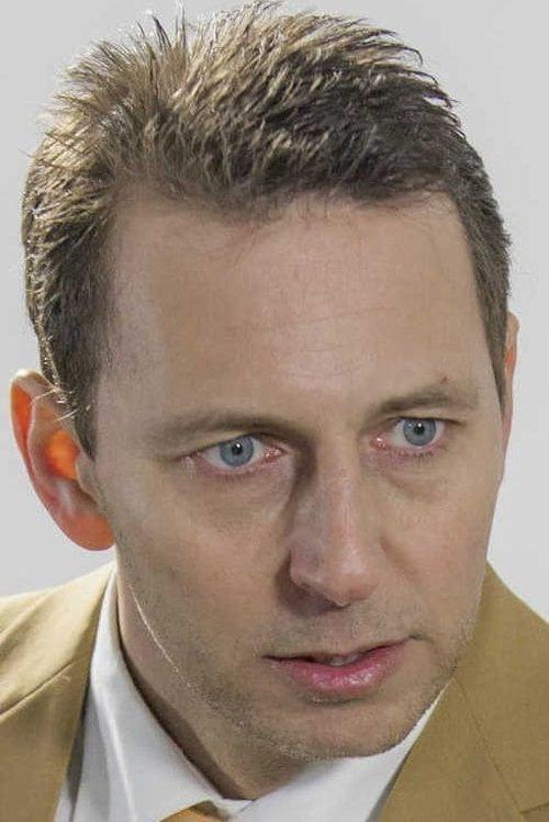 Nick Lang fotoğrafı