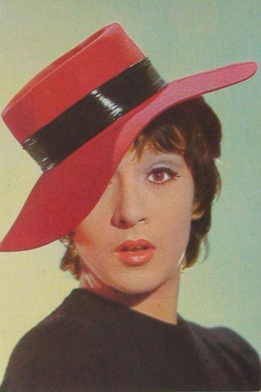 Anda Călugăreanu fotoğrafı