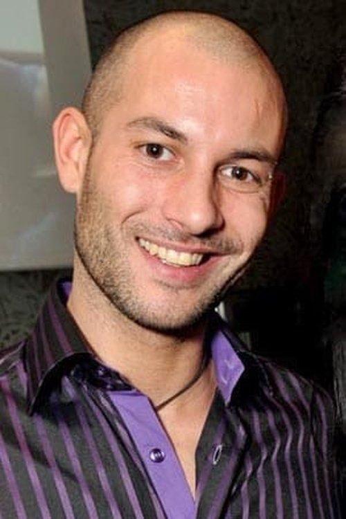 Mike Angelo fotoğrafı