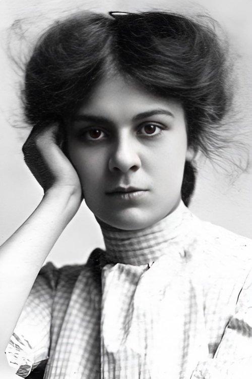 Lottie Briscoe fotoğrafı