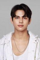 Larence Brenches fotoğrafı