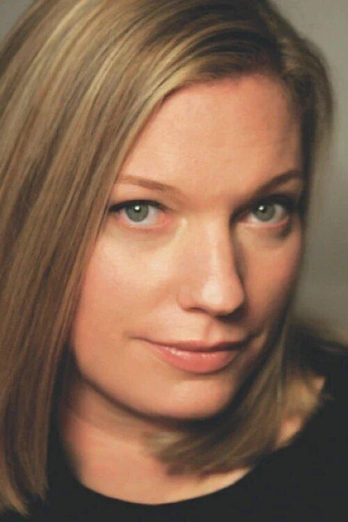 Sarah Dunn fotoğrafı