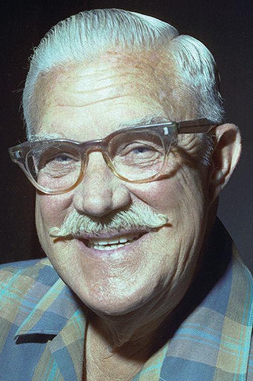 James MacDonald fotoğrafı