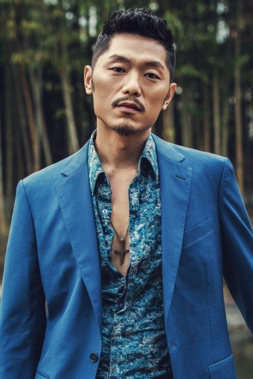 Zhou Jiwei fotoğrafı