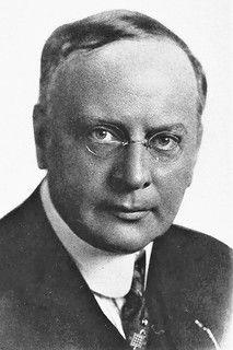 Edward LeSaint fotoğrafı