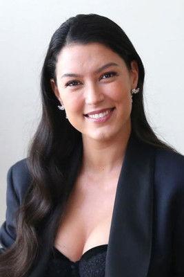 Rebecca Mir fotoğrafı