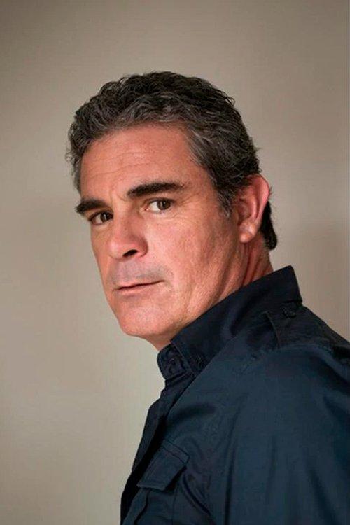 Julián Legaspi fotoğrafı