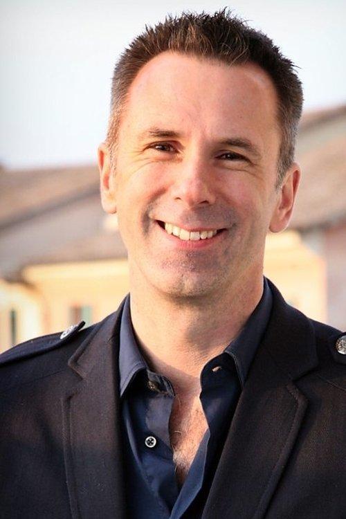 Spencer Kelly fotoğrafı