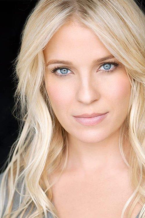 Alicia Leigh Willis fotoğrafı