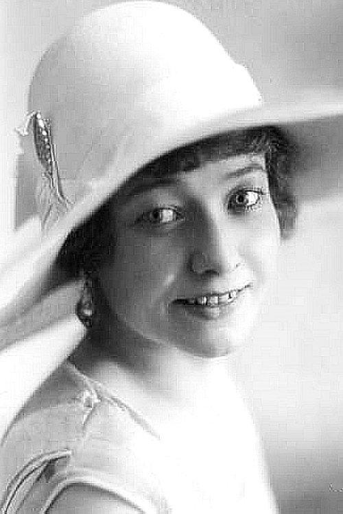 Grace Johnson fotoğrafı