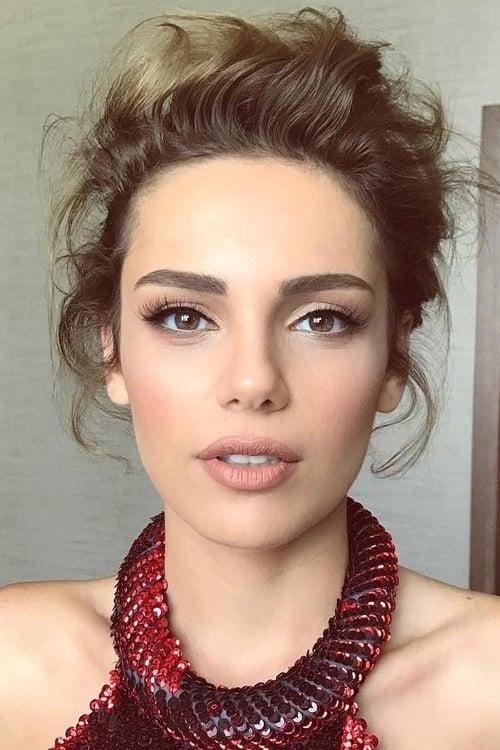 Yağmur Tanrısevsin fotoğrafı