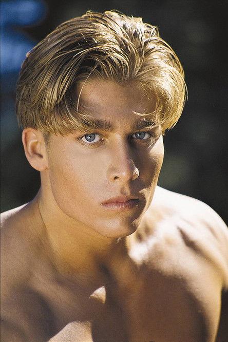 Cort Stevens fotoğrafı