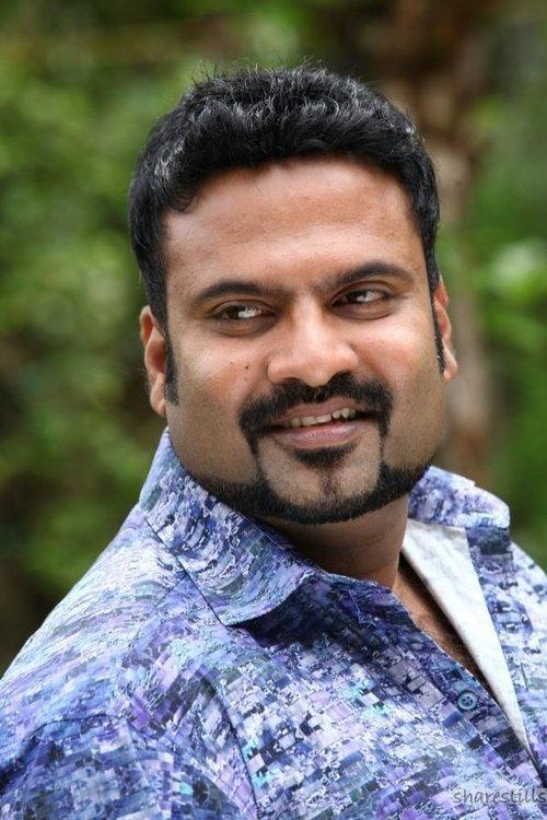 Tini Tom fotoğrafı