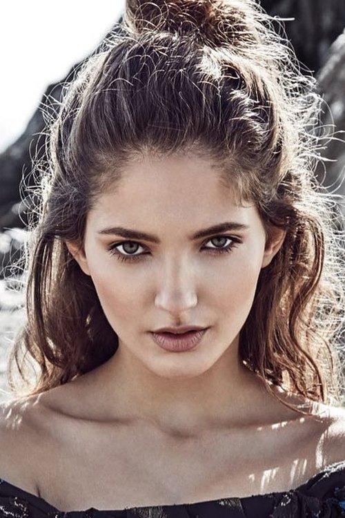 Sara Sandeva fotoğrafı