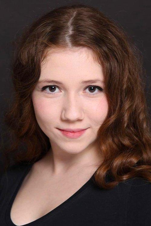 Ece Yüksel fotoğrafı