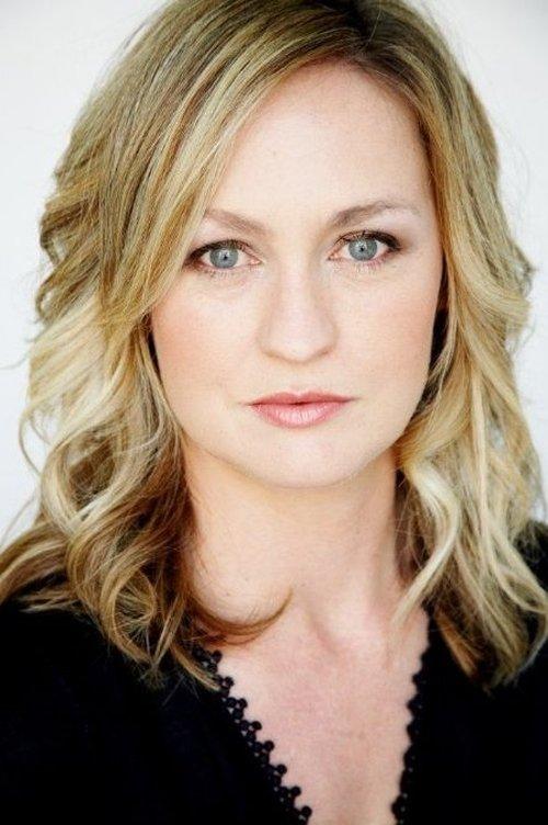 Helen Thomson fotoğrafı