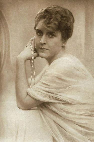 Magda Madeleine fotoğrafı