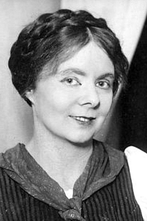 Adrienne Gessner fotoğrafı