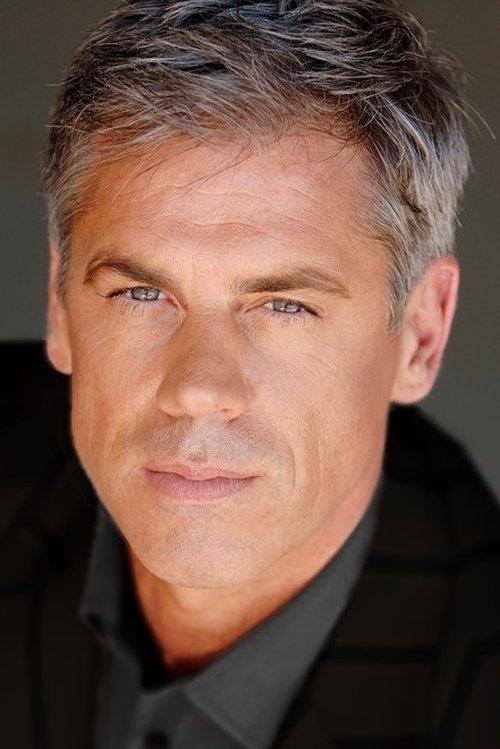 Peter Mochrie fotoğrafı