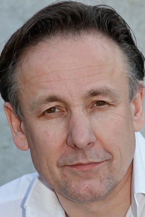 Richard Elfyn fotoğrafı