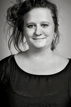 Nóra Rainer-Micsinyei fotoğrafı