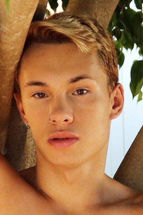 Bambi Cute fotoğrafı