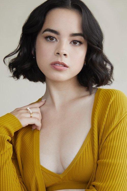 Julia Rehwald fotoğrafı