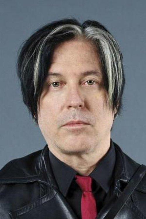 Troy Van Leeuwen fotoğrafı