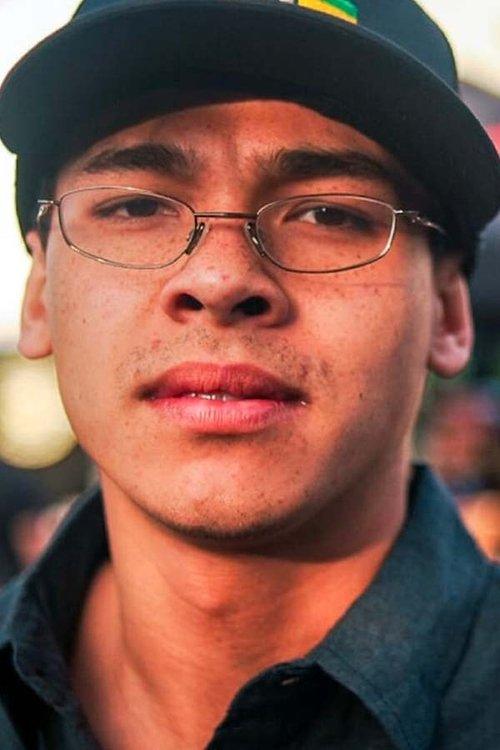 Tony Tave fotoğrafı