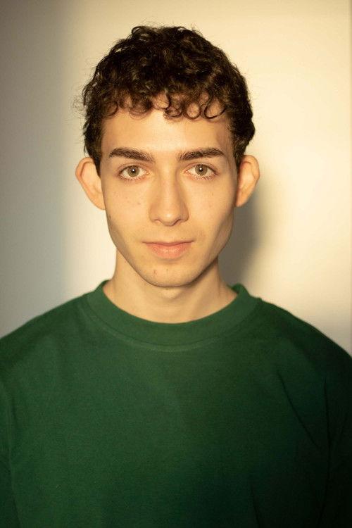 Béla Can Leon fotoğrafı