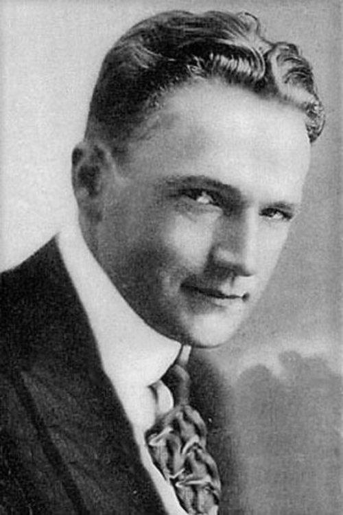 Tom Forman fotoğrafı