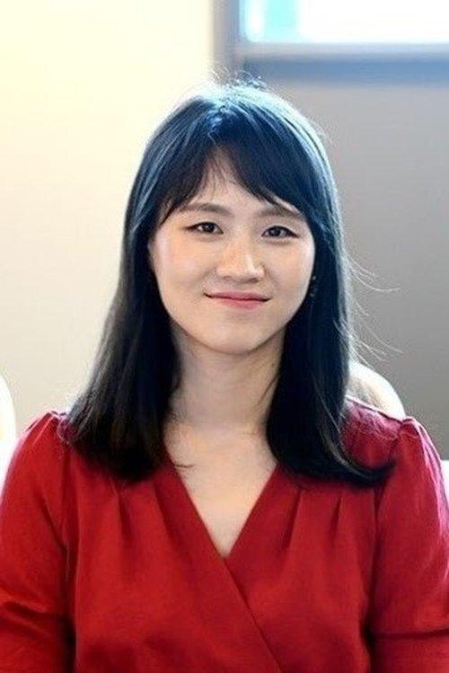 Kim Yeon-woo fotoğrafı