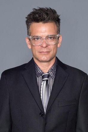 Sam Fogarino fotoğrafı