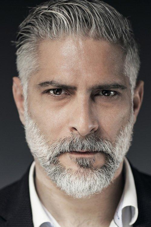 Sebastian Cavazza fotoğrafı