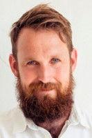 Paul West fotoğrafı