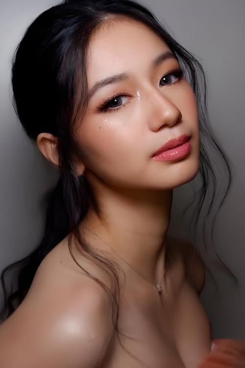 Kaori Oinuma fotoğrafı