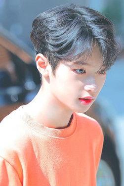 Son Dong-pyo fotoğrafı