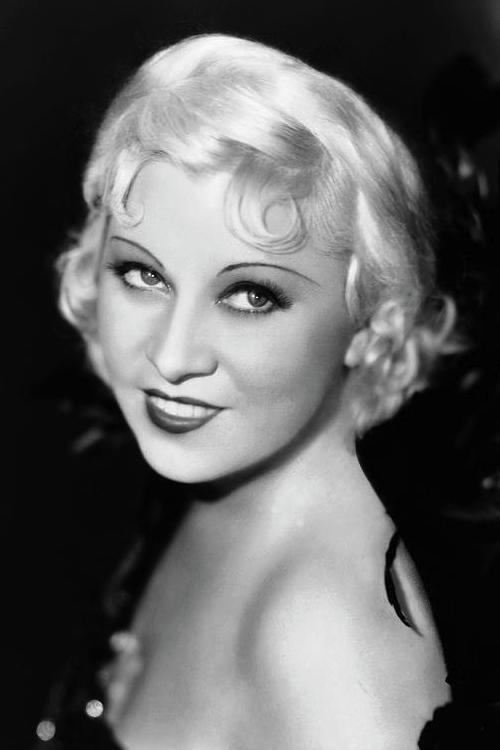 Mae West fotoğrafı
