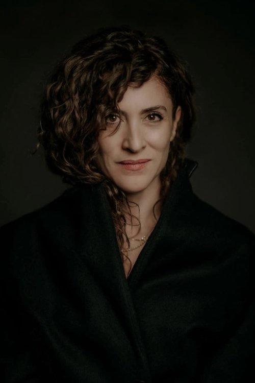 Vishka Asayesh fotoğrafı