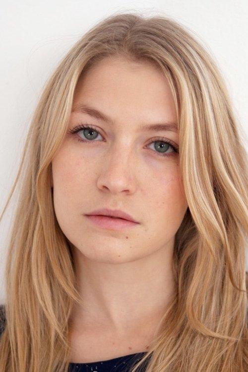 Isabella Wolf fotoğrafı