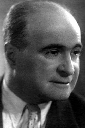 Lev Atamanov fotoğrafı