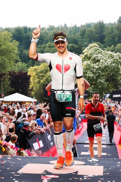 ROAD TO IRONMAN dizi afişi